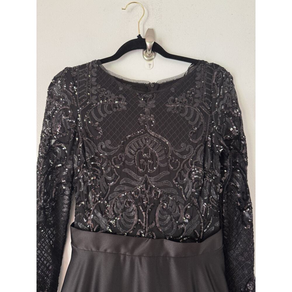 NWOT Betsy & Adam Sequin Long Sleeve Ball Gown Black Size 8 - Picture 6 of 10